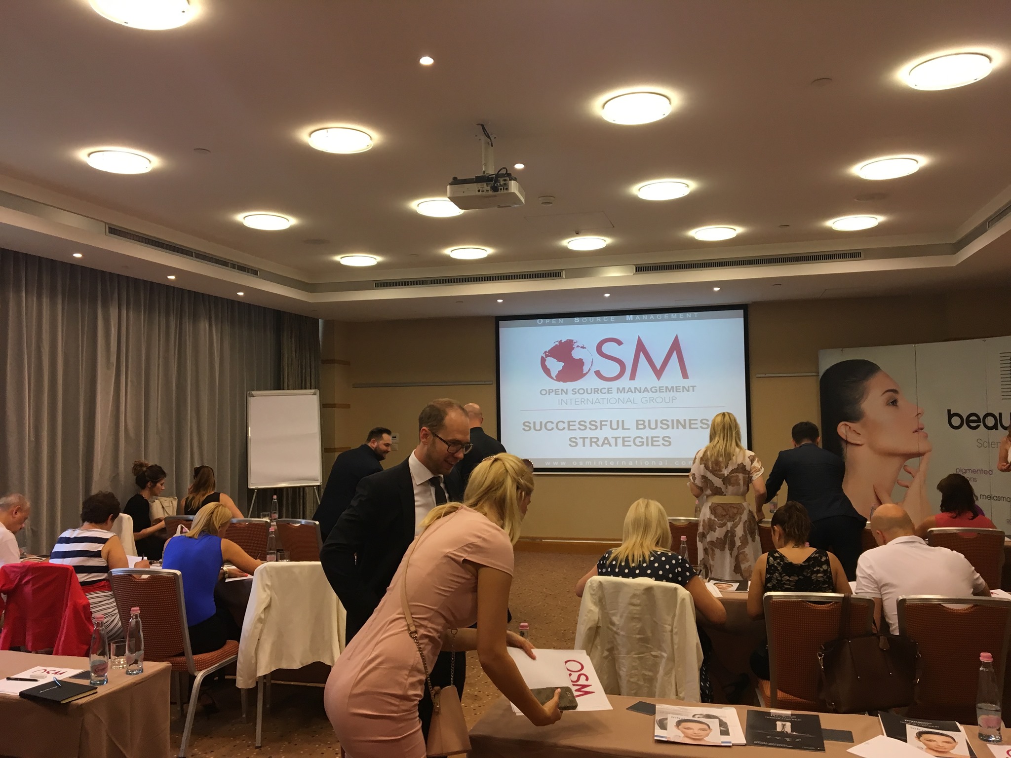 immagine BUDAPEST: SUCCESSFUL BUSINESS STRATEGIES